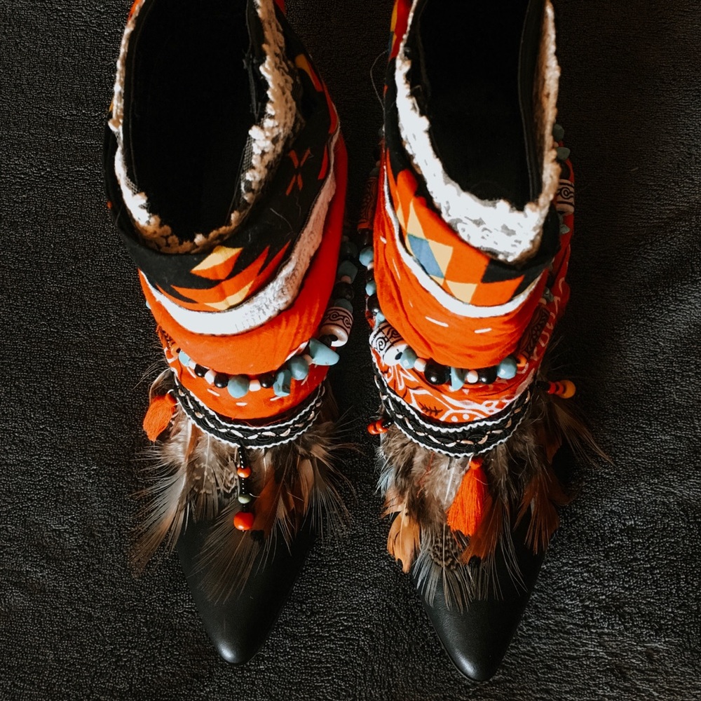 Upcycled boho boots - Picture 5 of 5